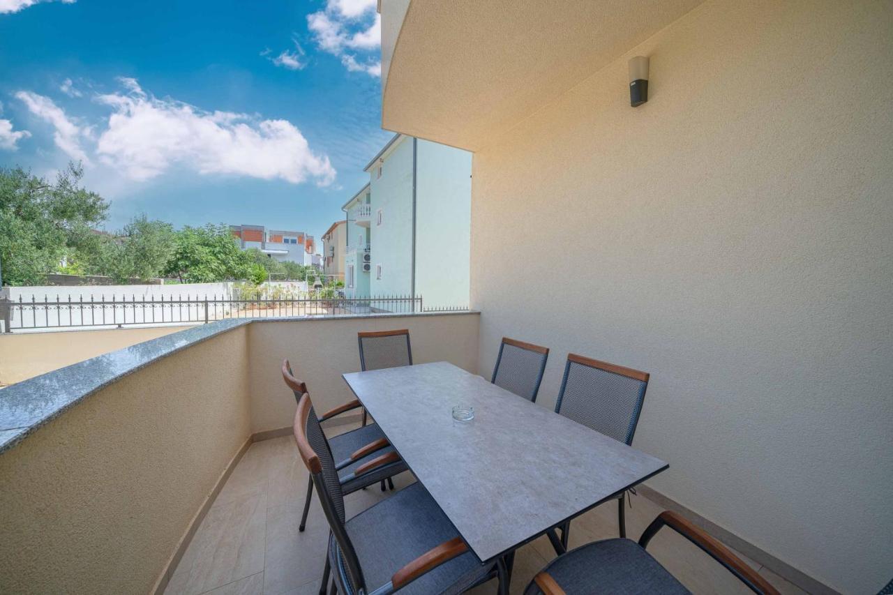 Apartments Miskovic Vodice Bagian luar foto
