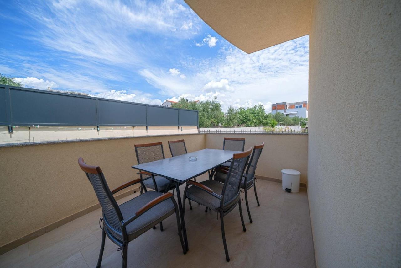 Apartments Miskovic Vodice Bagian luar foto