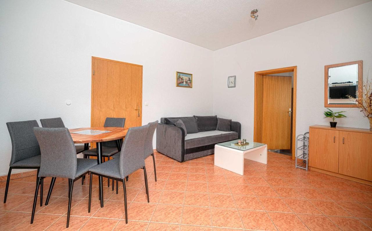 Apartments Miskovic Vodice Bagian luar foto