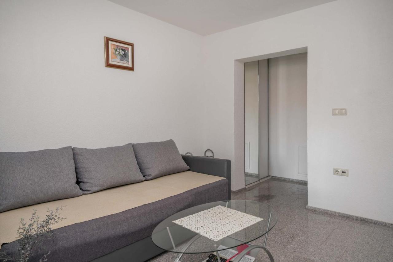 Apartments Miskovic Vodice Bagian luar foto