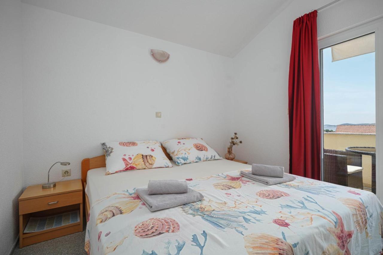 Apartments Miskovic Vodice Bagian luar foto