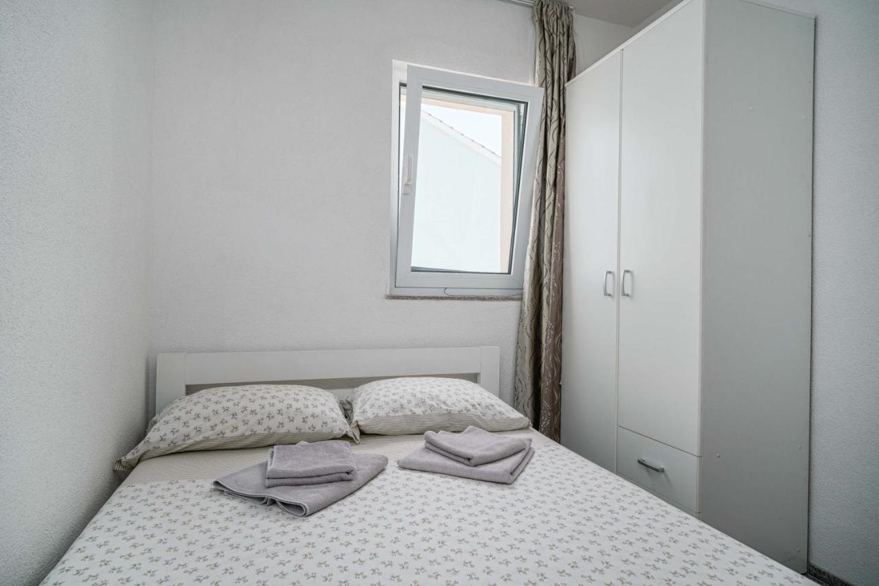 Apartments Miskovic Vodice Bagian luar foto