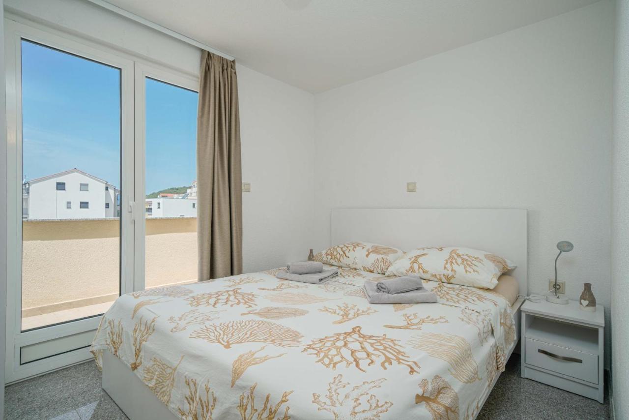 Apartments Miskovic Vodice Bagian luar foto