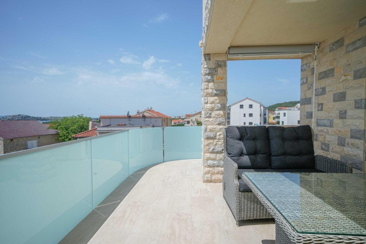 Apartments Miskovic Vodice Bagian luar foto