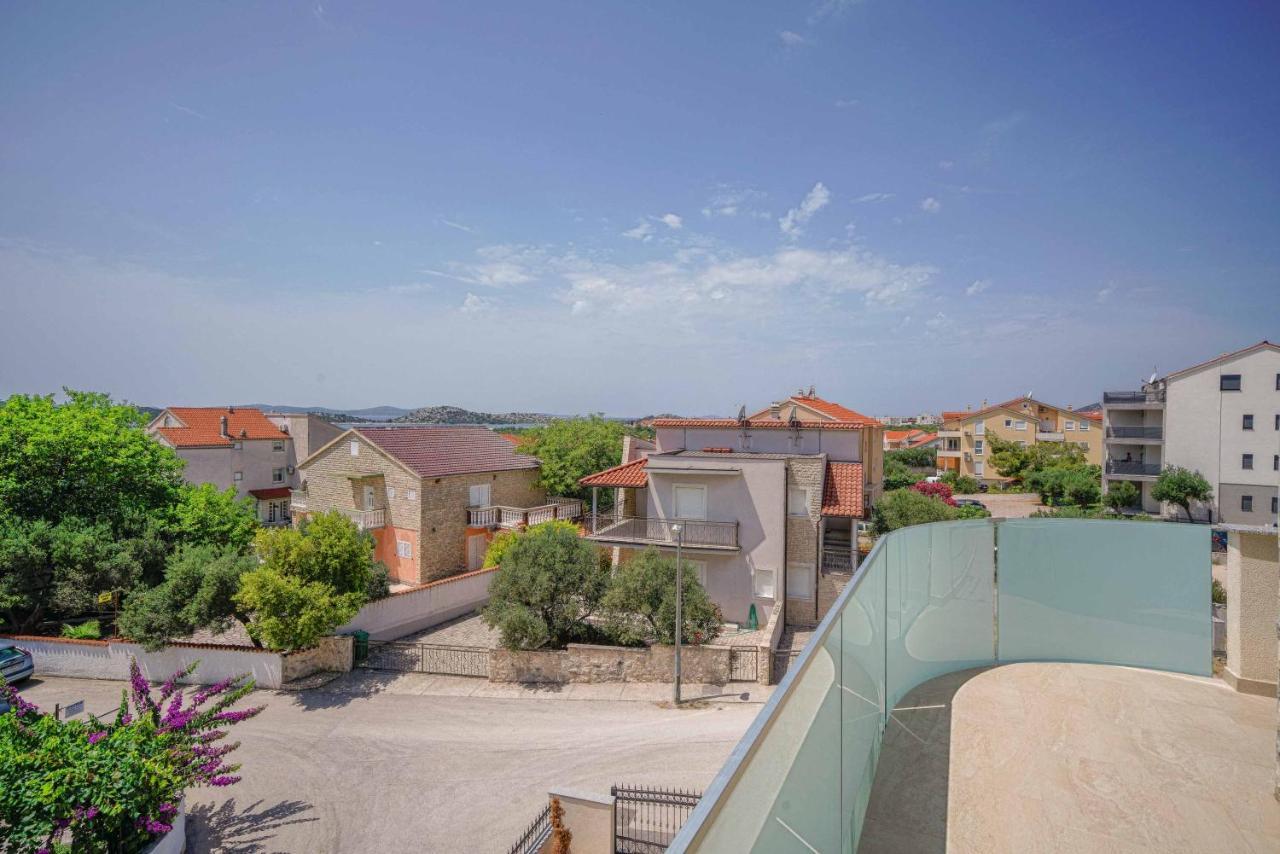 Apartments Miskovic Vodice Bagian luar foto