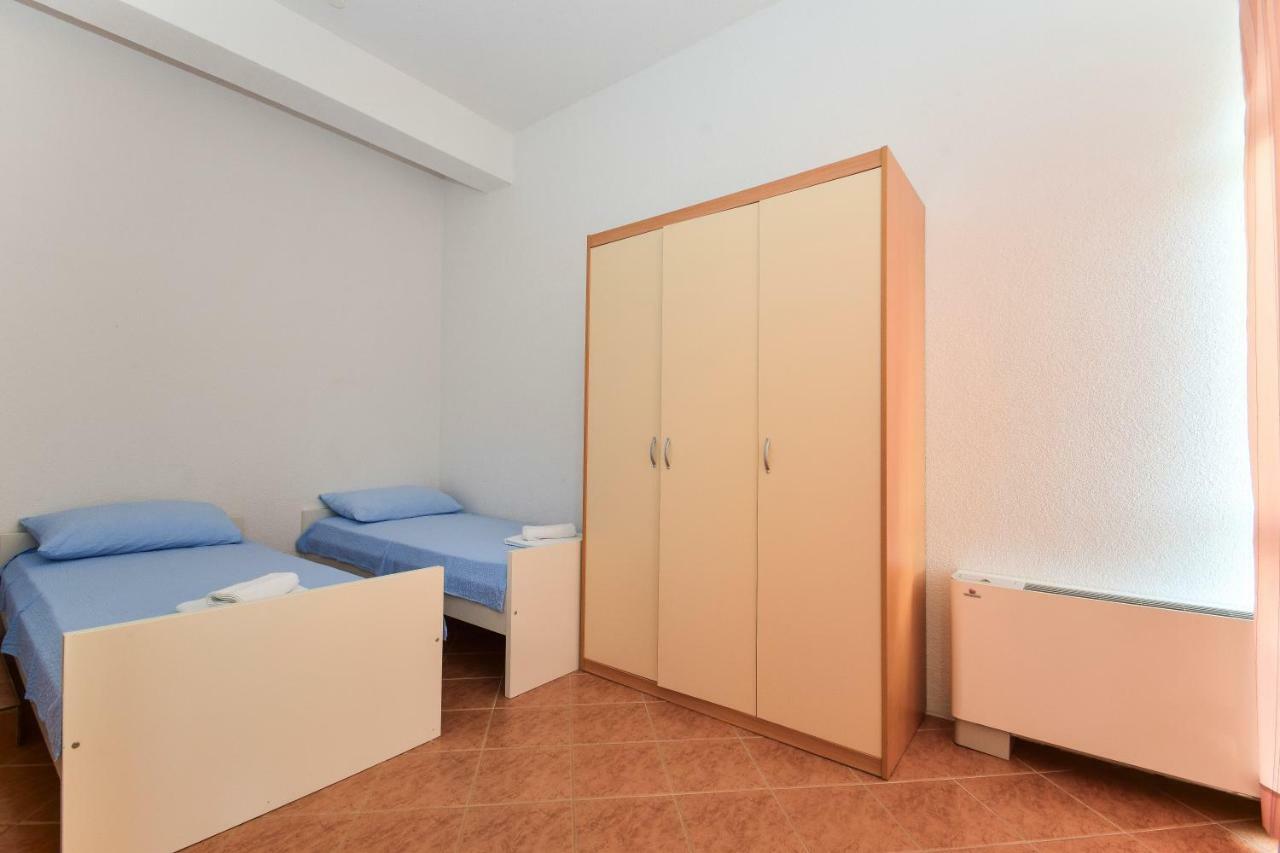 Apartments Miskovic Vodice Bagian luar foto